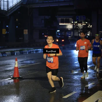 Runner Photo 7886181