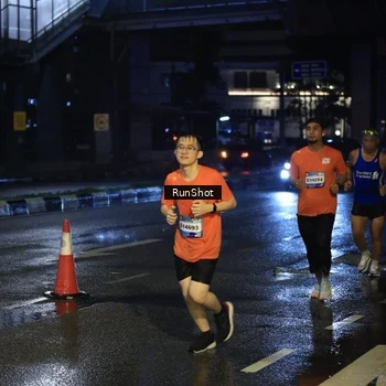 Runner Photo 7886186