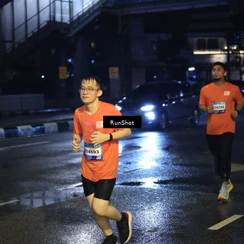 Runner Photo 7886203
