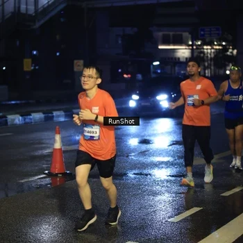 Runner Photo 7886204