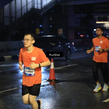 Runner Photo 7886210