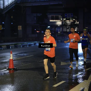 Runner Photo 7886225