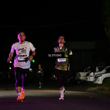 Runner Photo 7886229