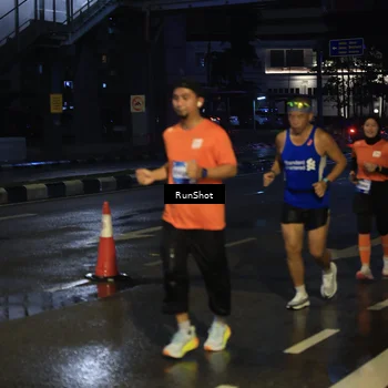 Runner Photo 7886233