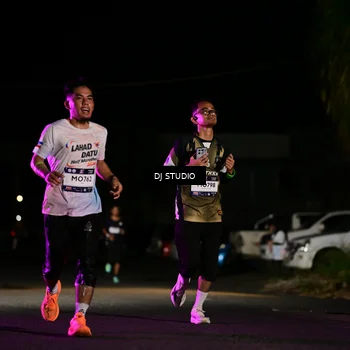 Runner Photo 7886237