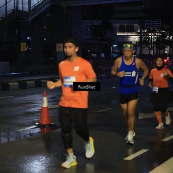 Runner Photo 7886238