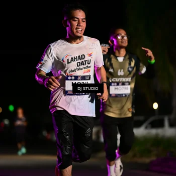Runner Photo 7886276