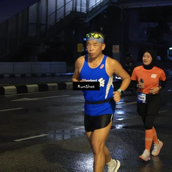 Runner Photo 7886281