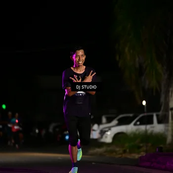 Runner Photo 7886283