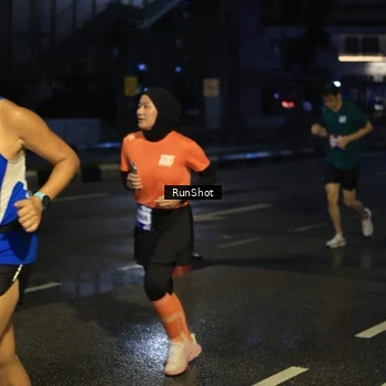 Runner Photo 7886295