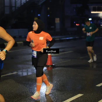 Runner Photo 7886300