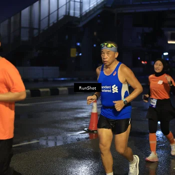 Runner Photo 7886311