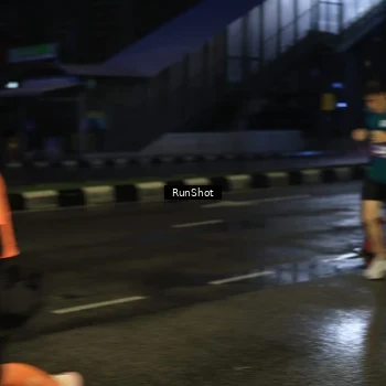 Runner Photo 7886321