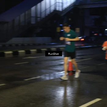 Runner Photo 7886322