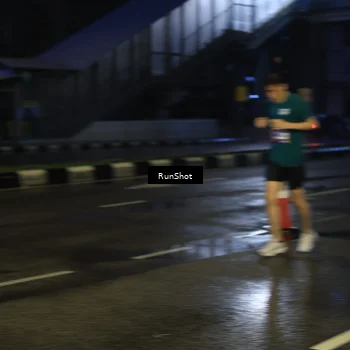 Runner Photo 7886323