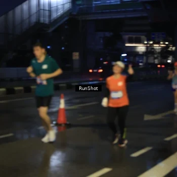 Runner Photo 7886331