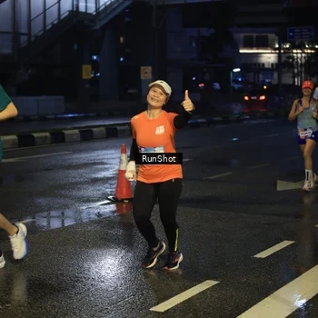 Runner Photo 7886351