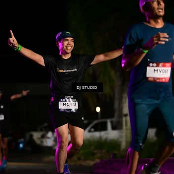 Runner Photo 7886359
