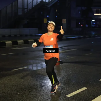 Runner Photo 7886360