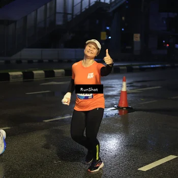 Runner Photo 7886364