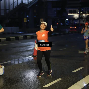 Runner Photo 7886385