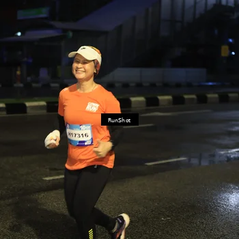Runner Photo 7886398