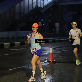 Runner Photo 7886401