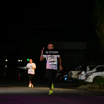Runner Photo 7886405