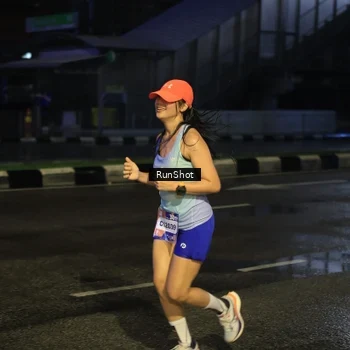 Runner Photo 7886420