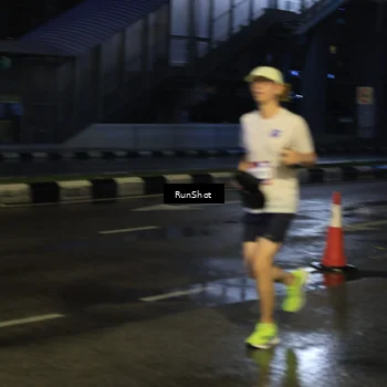 Runner Photo 7886432