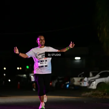 Runner Photo 7886453