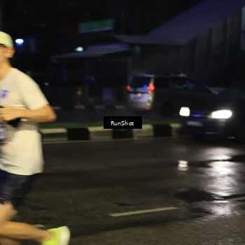 Runner Photo 7886463