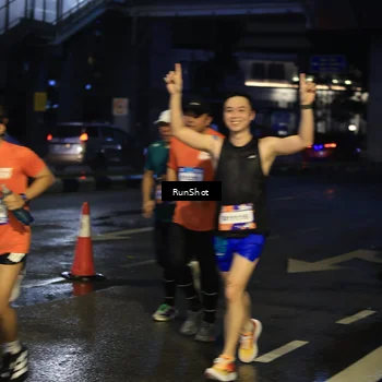 Runner Photo 7886480