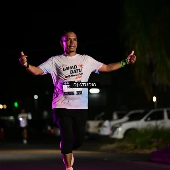Runner Photo 7886484