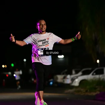 Runner Photo 7886486