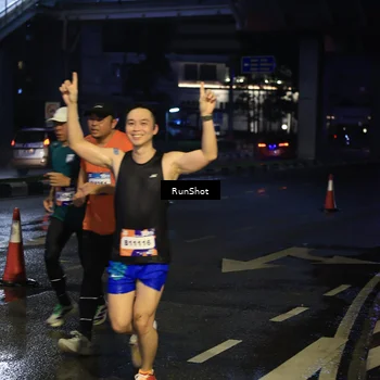 Runner Photo 7886489