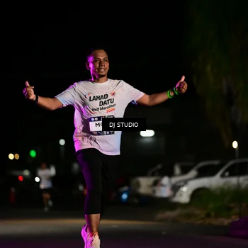 Runner Photo 7886492