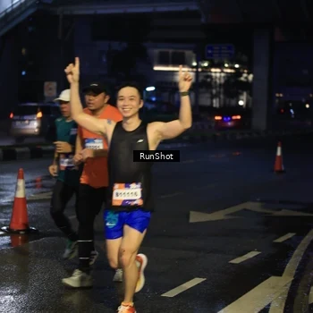 Runner Photo 7886501
