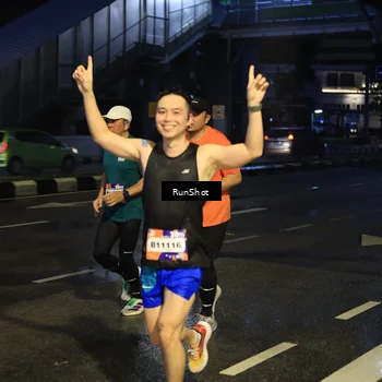 Runner Photo 7886504