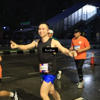 Runner Photo 7886512