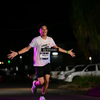 Runner Photo 7886519