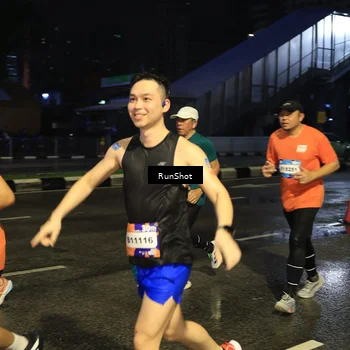 Runner Photo 7886521