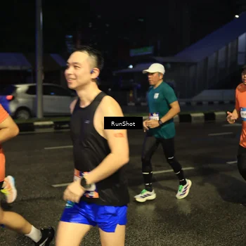 Runner Photo 7886525
