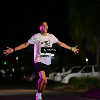 Runner Photo 7886536
