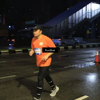 Runner Photo 7886541