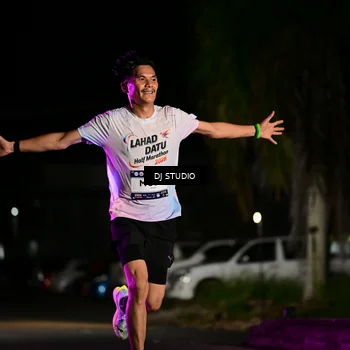 Runner Photo 7886546