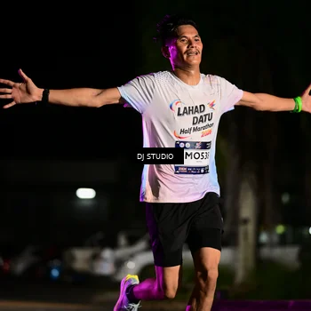 Runner Photo 7886551