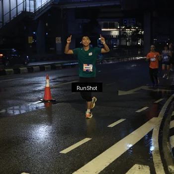 Runner Photo 7886557