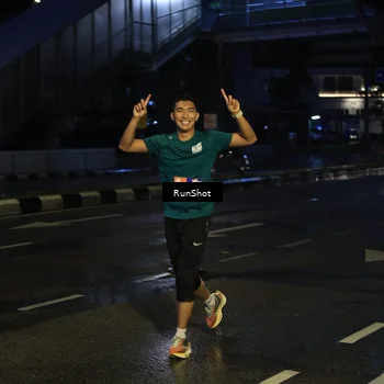Runner Photo 7886558