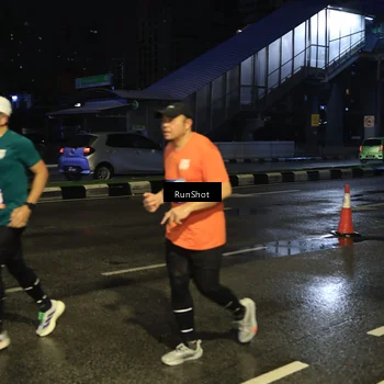 Runner Photo 7886564